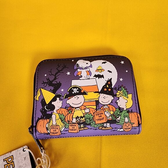 Loungefly Peanuts Halloween Trick-Or-Treat Snoopy Woodstock Soft Tag Zip Wallet - Picture 7 of 12